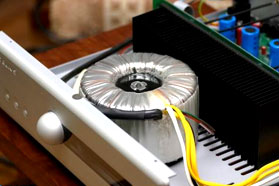 電(diàn)感器(qì)有(yǒu)什(shén)麽作(zuò)用(yòng)